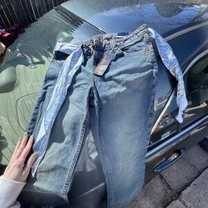 lei Blue Washed High-Rise Jeans with Paisley Tie Belt